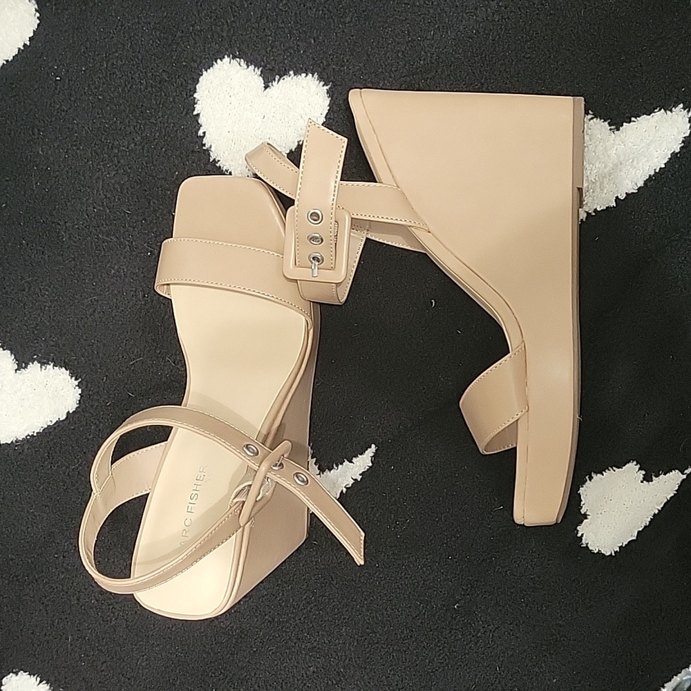 Marc Fisher wedge heels